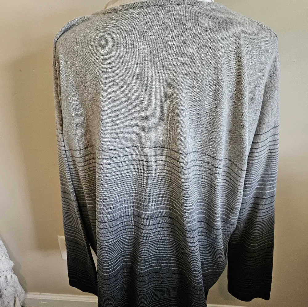 East 5th Women Gray and Black Striped Sweater Size 3 X